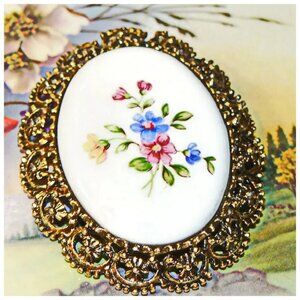 Porcelain Mid-Century Brooch -Painted Flowers‎ Cameo Pendant